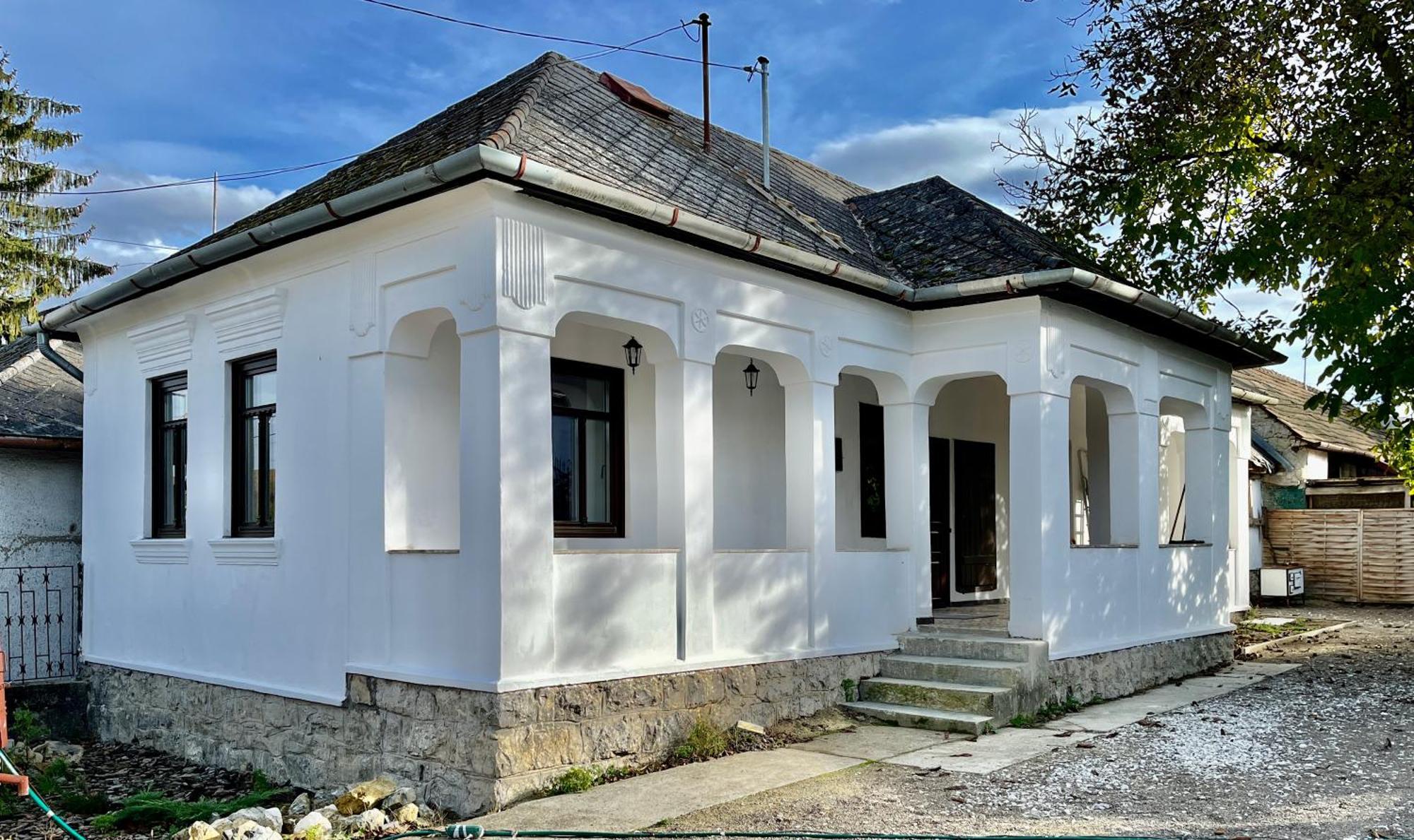 Udvar-Haz Villa Nagyvisnyo Exterior photo